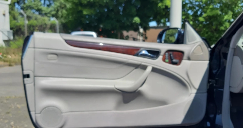 Mercedes-Benz CLS cena 46500 przebieg: 69000, rok produkcji 2006 z Nasielsk małe 79